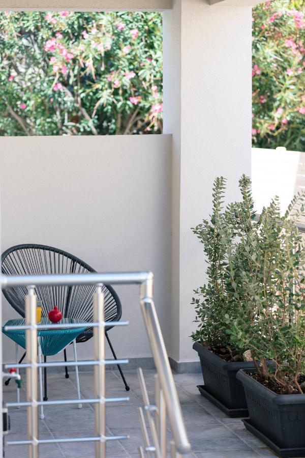 Greek Sky - New Modern Apartment With Shared Pool Tavronitis Eksteriør bilde