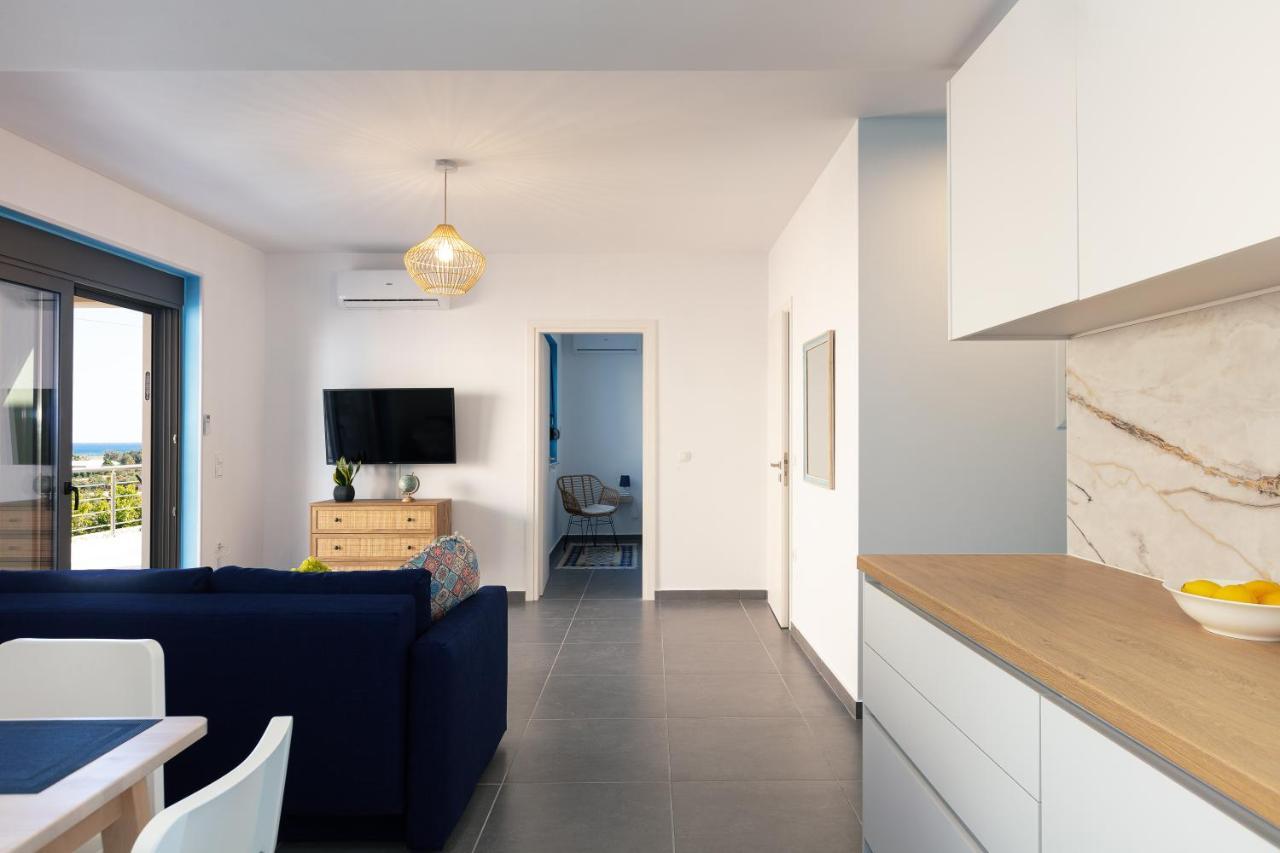 Greek Sky - New Modern Apartment With Shared Pool Tavronitis Eksteriør bilde
