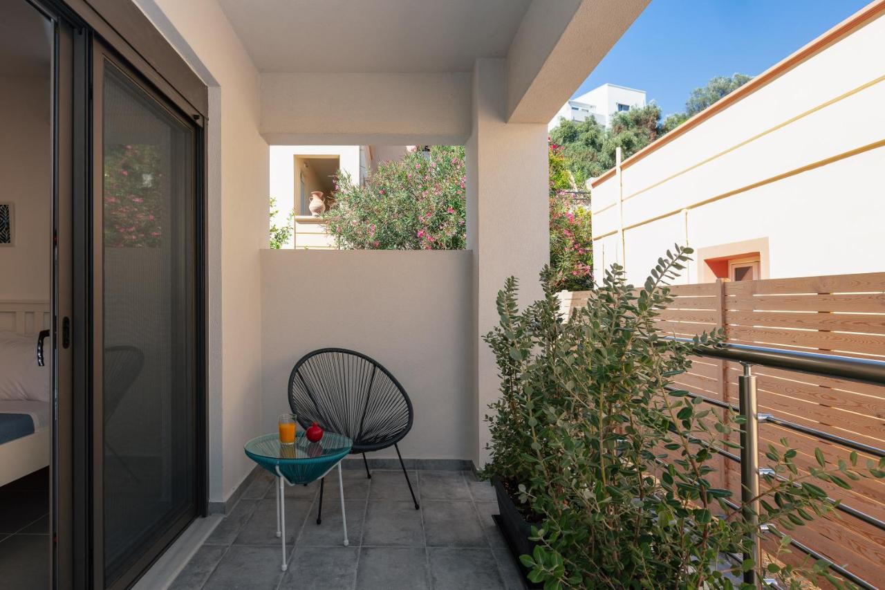 Greek Sky - New Modern Apartment With Shared Pool Tavronitis Eksteriør bilde